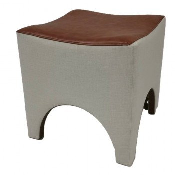 Σκαμπό Με Καμπυλωτό Δερμάτινο Κάθισμα  36